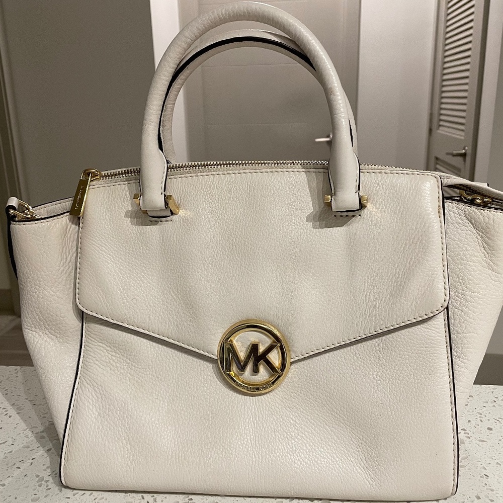 Michael Kors Large Hudson Satchel Bag in Vanilla